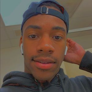 Meet your Posher, Davon